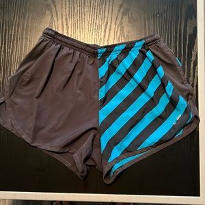 Brooks mens split running shorts 4in